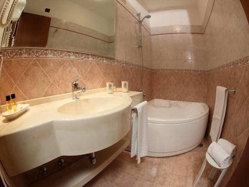 Casa Isabella Exclusive Hotel Mottola Luaran gambar